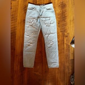 Forever 21 mom jeans. Size 4. Worn a couple times! Open to offers!